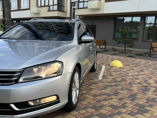 Сірий Фольксваген Пассат Варіант, об'ємом двигуна 2 л та пробігом 280 тис. км за 10000 $, фото 3 на Automoto.ua