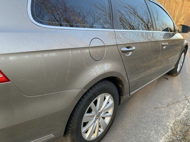 Серый Фольксваген Пассат Вариант, объемом двигателя 1.6 л и пробегом 308 тыс. км за 8800 $, фото 13 на Automoto.ua