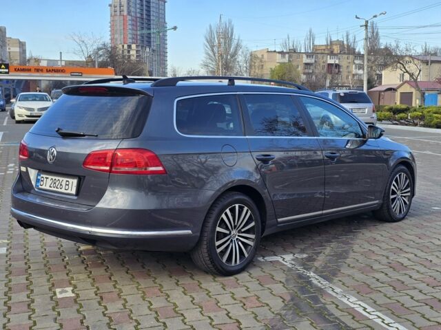 Серый Фольксваген Пассат Вариант, объемом двигателя 2 л и пробегом 335 тыс. км за 8500 $, фото 5 на Automoto.ua