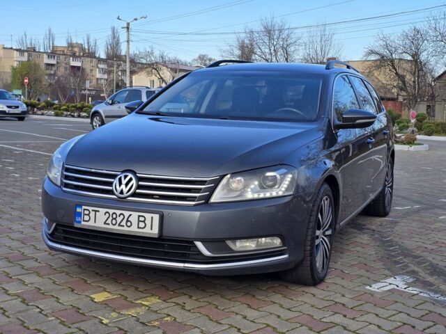Серый Фольксваген Пассат Вариант, объемом двигателя 2 л и пробегом 335 тыс. км за 8500 $, фото 2 на Automoto.ua