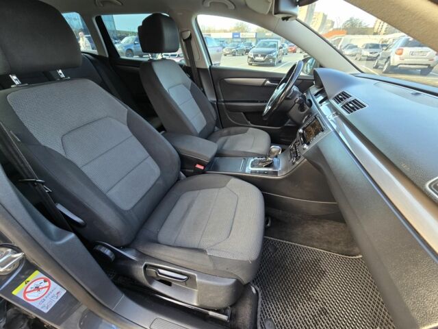 Серый Фольксваген Пассат Вариант, объемом двигателя 2 л и пробегом 335 тыс. км за 8500 $, фото 18 на Automoto.ua