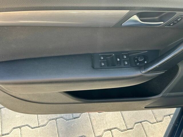 Фольксваген Пассат Вариант 2011 в Теофиполь на Automoto.ua Серый Фольксваген Пассат Вариант, объемом двигателя 1.6 л и пробегом 260 тыс. км за 10200 $, фото 7 на Automoto.ua