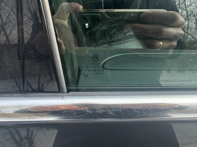 Серый Фольксваген Пассат Вариант, объемом двигателя 1.8 л и пробегом 225 тыс. км за 9100 $, фото 14 на Automoto.ua