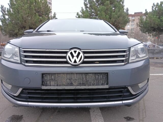Серый Фольксваген Пассат Вариант, объемом двигателя 2 л и пробегом 344 тыс. км за 7700 $, фото 10 на Automoto.ua