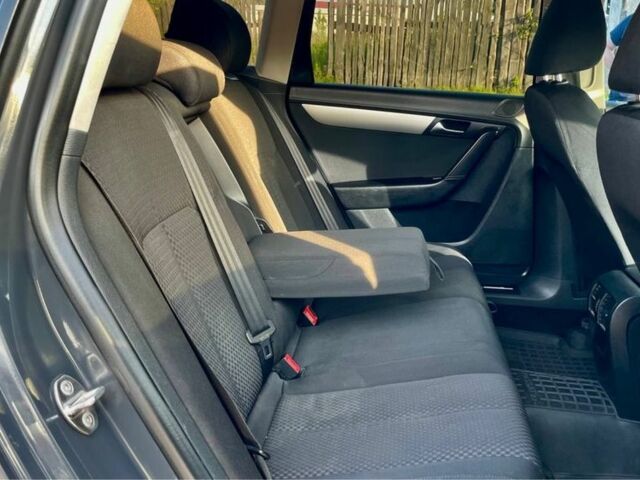 Сірий Фольксваген Пассат Варіант, об'ємом двигуна 1.6 л та пробігом 370 тис. км за 8100 $, фото 6 на Automoto.ua