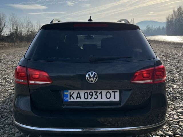 Серый Фольксваген Пассат Вариант, объемом двигателя 1.6 л и пробегом 337 тыс. км за 9500 $, фото 4 на Automoto.ua