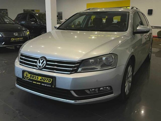 Фольксваген Пассат Вариант 2011 в Львове на Automoto.ua Серый Фольксваген Пассат Вариант, объемом двигателя 1.6 л и пробегом 268 тыс. км за 9000 $, фото 2 на Automoto.ua