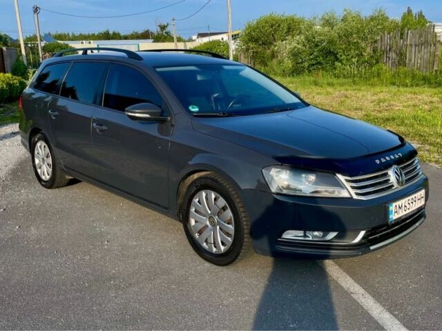 Сірий Фольксваген Пассат Варіант, об'ємом двигуна 1.6 л та пробігом 370 тис. км за 8100 $, фото 3 на Automoto.ua