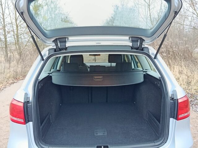 Серый Фольксваген Пассат Вариант, объемом двигателя 1.6 л и пробегом 461 тыс. км за 8500 $, фото 13 на Automoto.ua