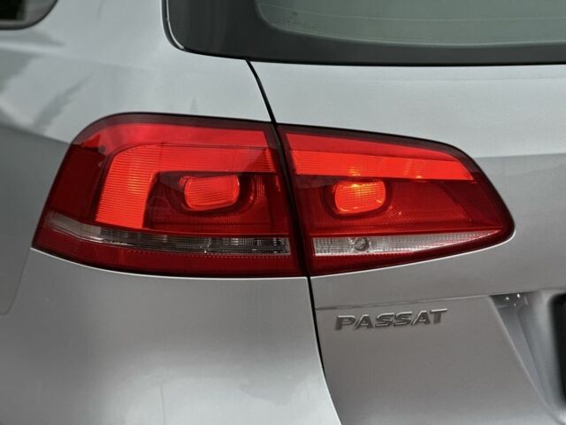 Серый Фольксваген Пассат Вариант, объемом двигателя 2 л и пробегом 260 тыс. км за 9650 $, фото 23 на Automoto.ua