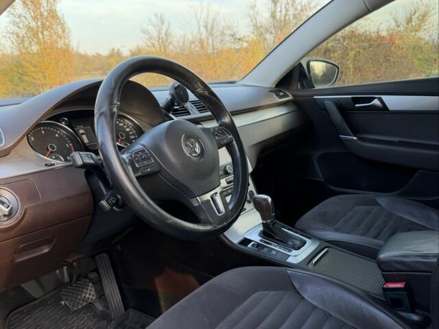 Серый Фольксваген Пассат Вариант, объемом двигателя 2 л и пробегом 274 тыс. км за 11500 $, фото 2 на Automoto.ua