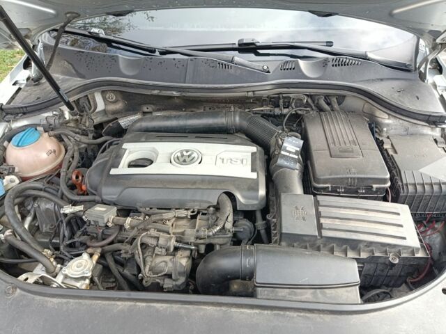 Серый Фольксваген Пассат Вариант, объемом двигателя 1.8 л и пробегом 212 тыс. км за 8500 $, фото 20 на Automoto.ua