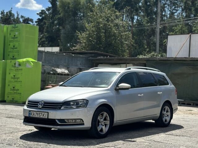 Сірий Фольксваген Пассат Варіант, об'ємом двигуна 2 л та пробігом 330 тис. км за 8500 $, фото 1 на Automoto.ua