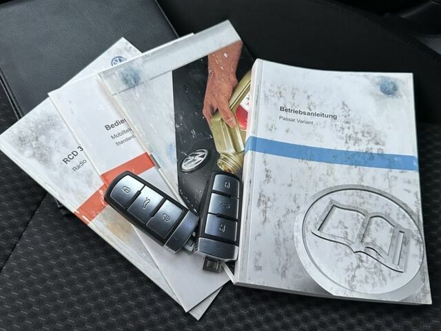 Серый Фольксваген Пассат Вариант, объемом двигателя 2 л и пробегом 260 тыс. км за 9650 $, фото 9 на Automoto.ua