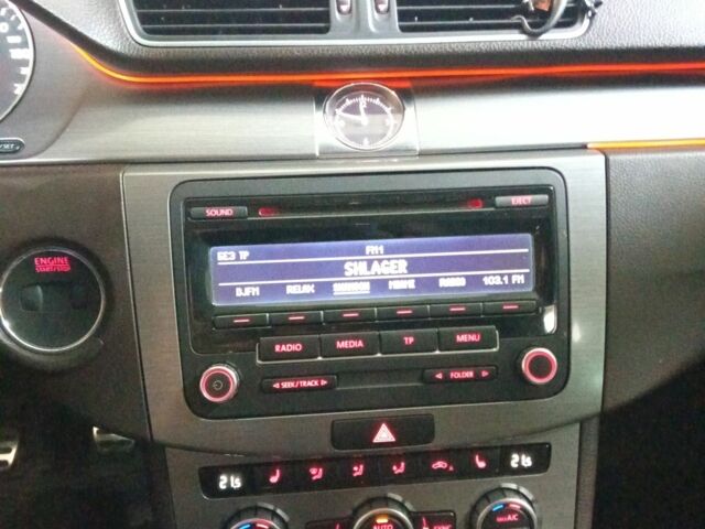 Серый Фольксваген Пассат Вариант, объемом двигателя 2 л и пробегом 325 тыс. км за 9400 $, фото 7 на Automoto.ua