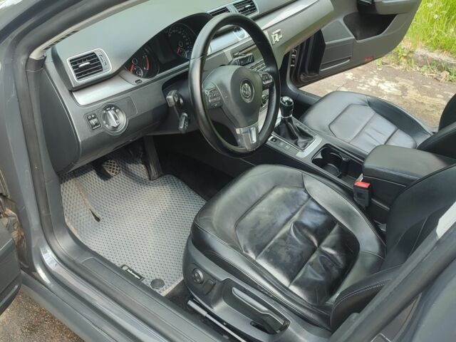 Фольксваген Пассат Вариант 2012 в Броварах на Automoto.ua Серый Фольксваген Пассат Вариант, объемом двигателя 2 л и пробегом 296 тыс. км за 8500 $, фото 12 на Automoto.ua