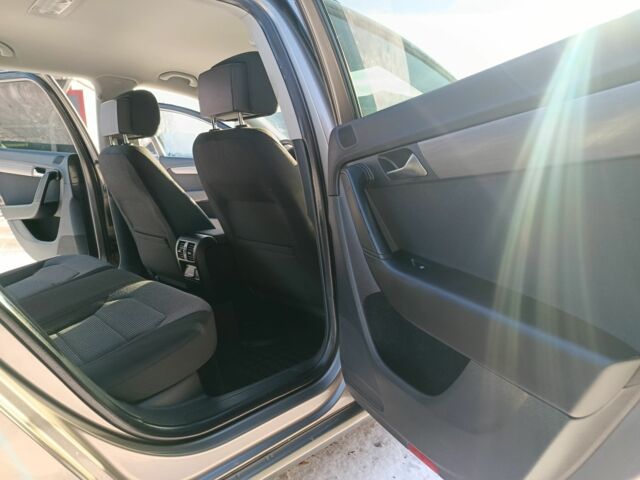 Сірий Фольксваген Пассат Варіант, об'ємом двигуна 2 л та пробігом 271 тис. км за 9900 $, фото 3 на Automoto.ua