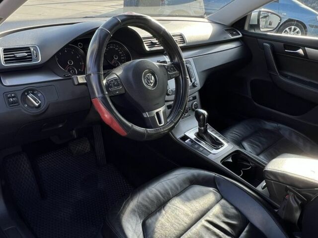 Фольксваген Пассат Вариант 2012 в Белой Церкве на Automoto.ua Серый Фольксваген Пассат Вариант, объемом двигателя 1.4 л и пробегом 259 тыс. км за 7500 $, фото 16 на Automoto.ua