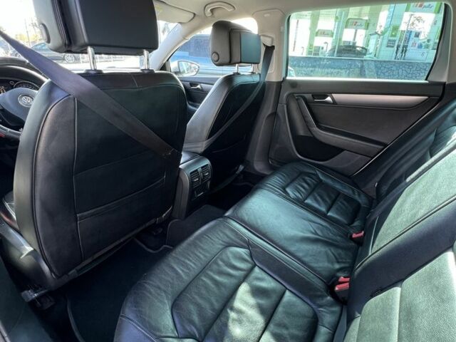 Фольксваген Пассат Вариант 2012 в Белой Церкве на Automoto.ua Серый Фольксваген Пассат Вариант, объемом двигателя 1.4 л и пробегом 259 тыс. км за 7500 $, фото 21 на Automoto.ua