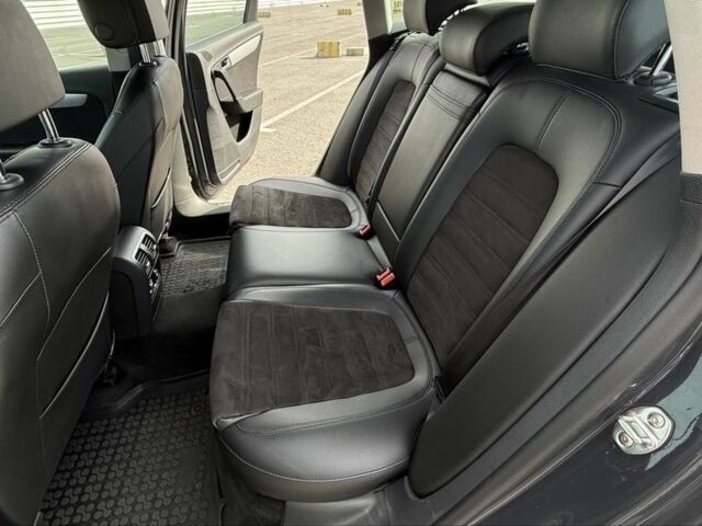 Фольксваген Пассат Вариант 2012 в Львове на Automoto.ua Серый Фольксваген Пассат Вариант, объемом двигателя 2 л и пробегом 350 тыс. км за 9999 $, фото 7 на Automoto.ua