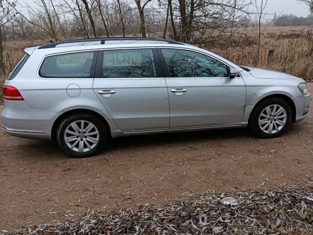 Серый Фольксваген Пассат Вариант, объемом двигателя 1.6 л и пробегом 461 тыс. км за 8500 $, фото 3 на Automoto.ua