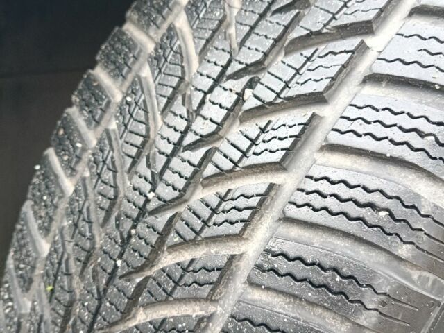 Серый Фольксваген Пассат Вариант, объемом двигателя 1.8 л и пробегом 212 тыс. км за 8500 $, фото 17 на Automoto.ua