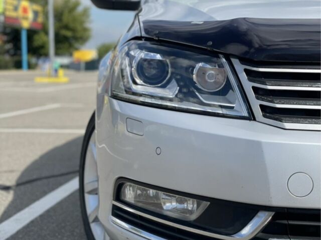 Фольксваген Пассат Варіант 2012 у Борисполе на Automoto.ua Сірий Фольксваген Пассат Варіант, об'ємом двигуна 2 л та пробігом 408 тис. км за 10000 $, фото 1 на Automoto.ua