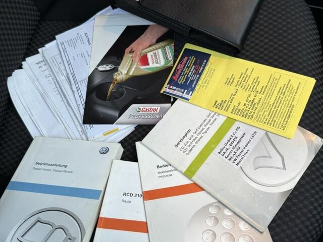 Серый Фольксваген Пассат Вариант, объемом двигателя 1.6 л и пробегом 300 тыс. км за 10200 $, фото 5 на Automoto.ua