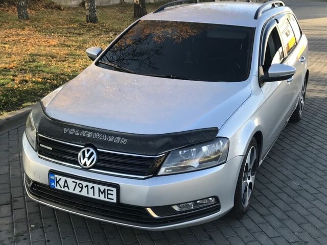 Серый Фольксваген Пассат Вариант, объемом двигателя 1.6 л и пробегом 282 тыс. км за 7500 $, фото 3 на Automoto.ua