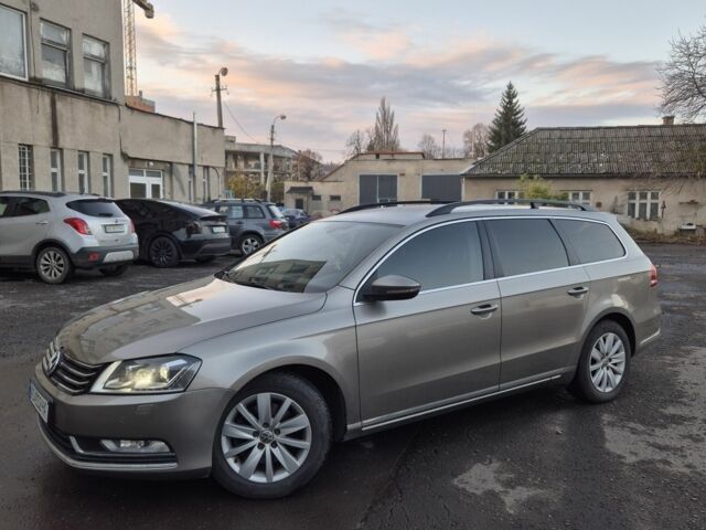 Сірий Фольксваген Пассат Варіант, об'ємом двигуна 2 л та пробігом 254 тис. км за 13000 $, фото 3 на Automoto.ua