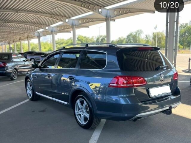 Сірий Фольксваген Пассат Варіант, об'ємом двигуна 2 л та пробігом 205 тис. км за 11500 $, фото 4 на Automoto.ua