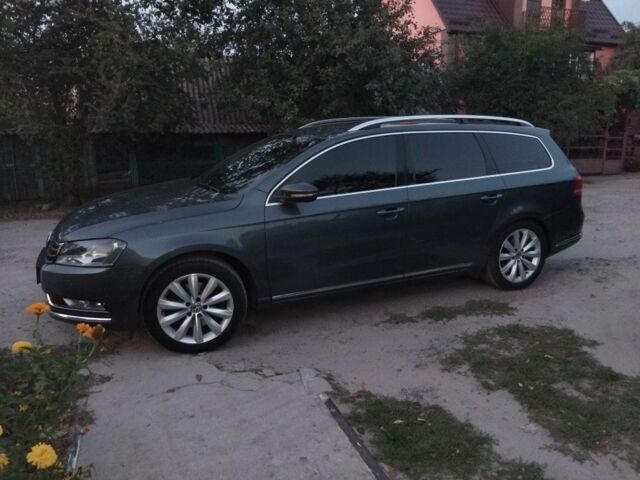 Серый Фольксваген Пассат Вариант, объемом двигателя 2 л и пробегом 350 тыс. км за 11000 $, фото 2 на Automoto.ua