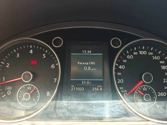 Фольксваген Пассат Вариант 2013 в Кременчуге на Automoto.ua Серый Фольксваген Пассат Вариант, объемом двигателя 1.4 л и пробегом 271 тыс. км за 8000 $, фото 13 на Automoto.ua