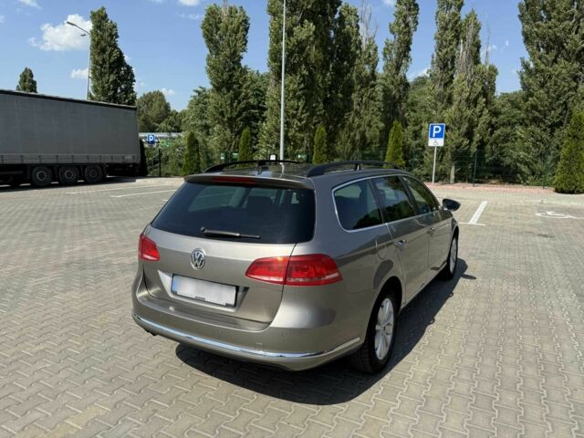 Фольксваген Пассат Вариант 2013 в Кременчуге на Automoto.ua Серый Фольксваген Пассат Вариант, объемом двигателя 2 л и пробегом 251 тыс. км за 9999 $, фото 2 на Automoto.ua