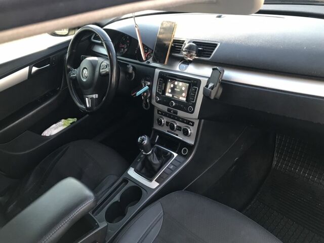 Серый Фольксваген Пассат Вариант, объемом двигателя 1.6 л и пробегом 282 тыс. км за 7500 $, фото 18 на Automoto.ua