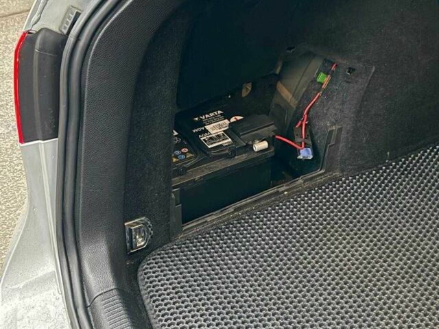 Серый Фольксваген Пассат Вариант, объемом двигателя 2 л и пробегом 300 тыс. км за 13500 $, фото 5 на Automoto.ua