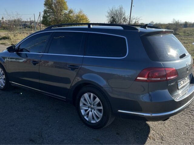 Серый Фольксваген Пассат Вариант, объемом двигателя 1.6 л и пробегом 239 тыс. км за 9700 $, фото 3 на Automoto.ua