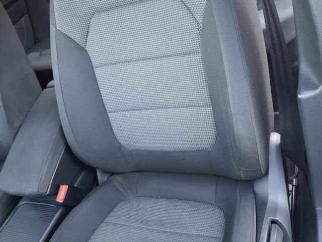 Серый Фольксваген Пассат Вариант, объемом двигателя 1.4 л и пробегом 238 тыс. км за 9000 $, фото 12 на Automoto.ua