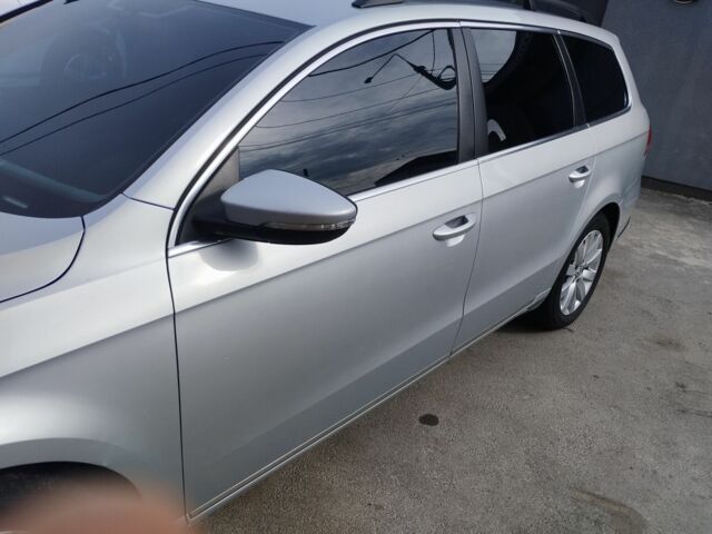 Серый Фольксваген Пассат Вариант, объемом двигателя 2 л и пробегом 320 тыс. км за 10500 $, фото 4 на Automoto.ua