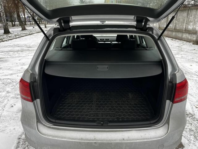 Серый Фольксваген Пассат Вариант, объемом двигателя 2 л и пробегом 171 тыс. км за 10700 $, фото 11 на Automoto.ua