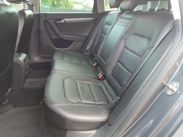 Фольксваген Пассат Вариант 2014 в Одессе на Automoto.ua Серый Фольксваген Пассат Вариант, объемом двигателя 0 л и пробегом 223 тыс. км за 13333 $, фото 7 на Automoto.ua