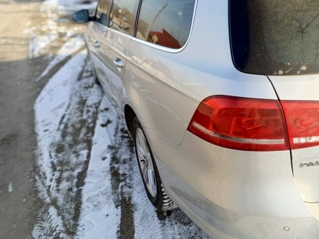 Серый Фольксваген Пассат Вариант, объемом двигателя 1.6 л и пробегом 275 тыс. км за 10600 $, фото 4 на Automoto.ua