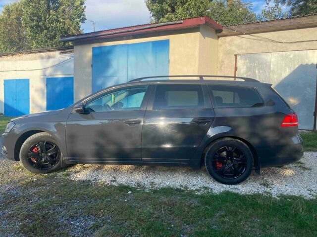 Серый Фольксваген Пассат Вариант, объемом двигателя 1.6 л и пробегом 318 тыс. км за 9499 $, фото 1 на Automoto.ua