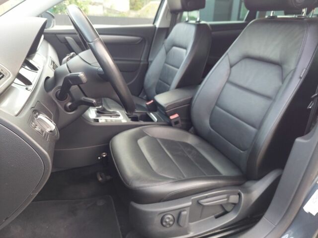 Фольксваген Пассат Вариант 2014 в Одессе на Automoto.ua Серый Фольксваген Пассат Вариант, объемом двигателя 0 л и пробегом 223 тыс. км за 13333 $, фото 17 на Automoto.ua