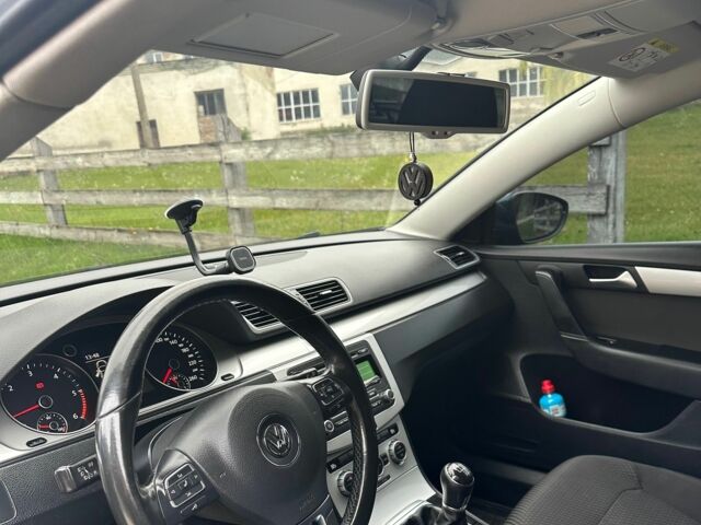 Серый Фольксваген Пассат Вариант, объемом двигателя 1.6 л и пробегом 235 тыс. км за 9000 $, фото 8 на Automoto.ua