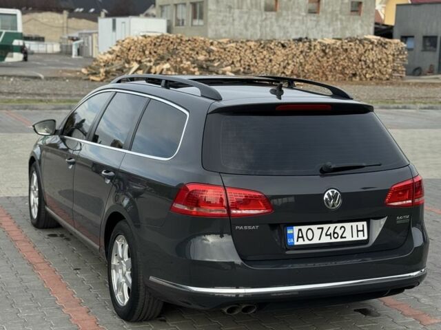 Сірий Фольксваген Пассат Варіант, об'ємом двигуна 2 л та пробігом 229 тис. км за 296 $, фото 5 на Automoto.ua