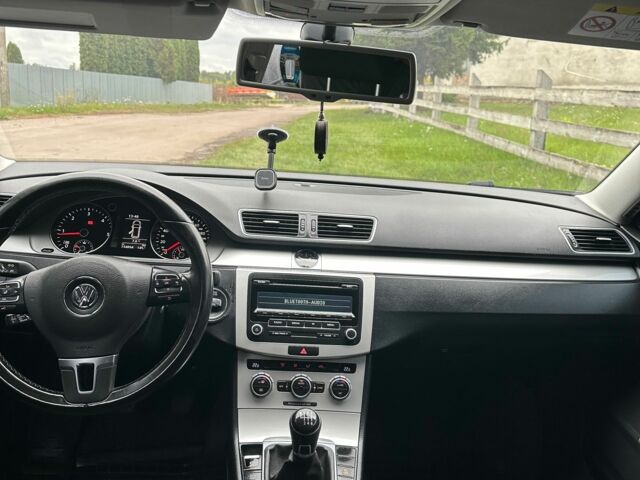 Серый Фольксваген Пассат Вариант, объемом двигателя 1.6 л и пробегом 235 тыс. км за 9000 $, фото 6 на Automoto.ua