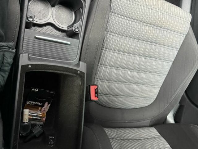 Сірий Фольксваген Пассат Варіант, об'ємом двигуна 2 л та пробігом 324 тис. км за 13500 $, фото 12 на Automoto.ua