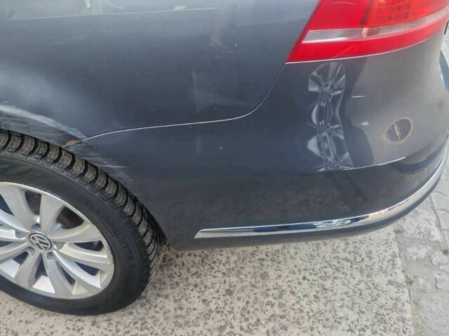 Серый Фольксваген Пассат Вариант, объемом двигателя 2 л и пробегом 350 тыс. км за 251 $, фото 7 на Automoto.ua