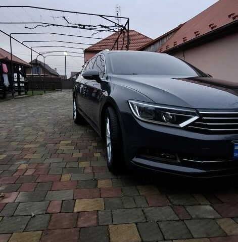 Серый Фольксваген Пассат Вариант, объемом двигателя 1.6 л и пробегом 252 тыс. км за 306 $, фото 2 на Automoto.ua